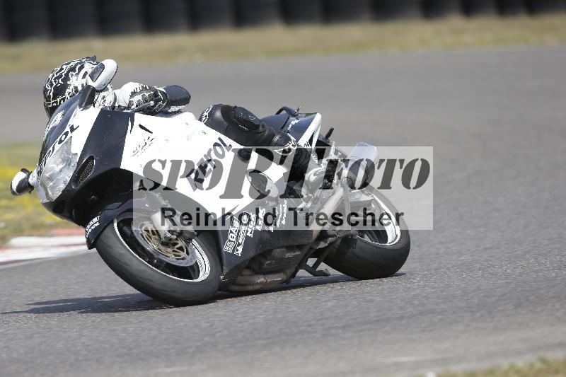 /37 09.08.2026  Pluess Motosport ADR/Einsteiger/44